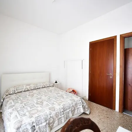 Queen Vatican 3* Rome